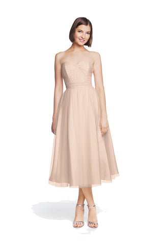 Soft Blush Avalon Dress Size 6 from Gather & Gown